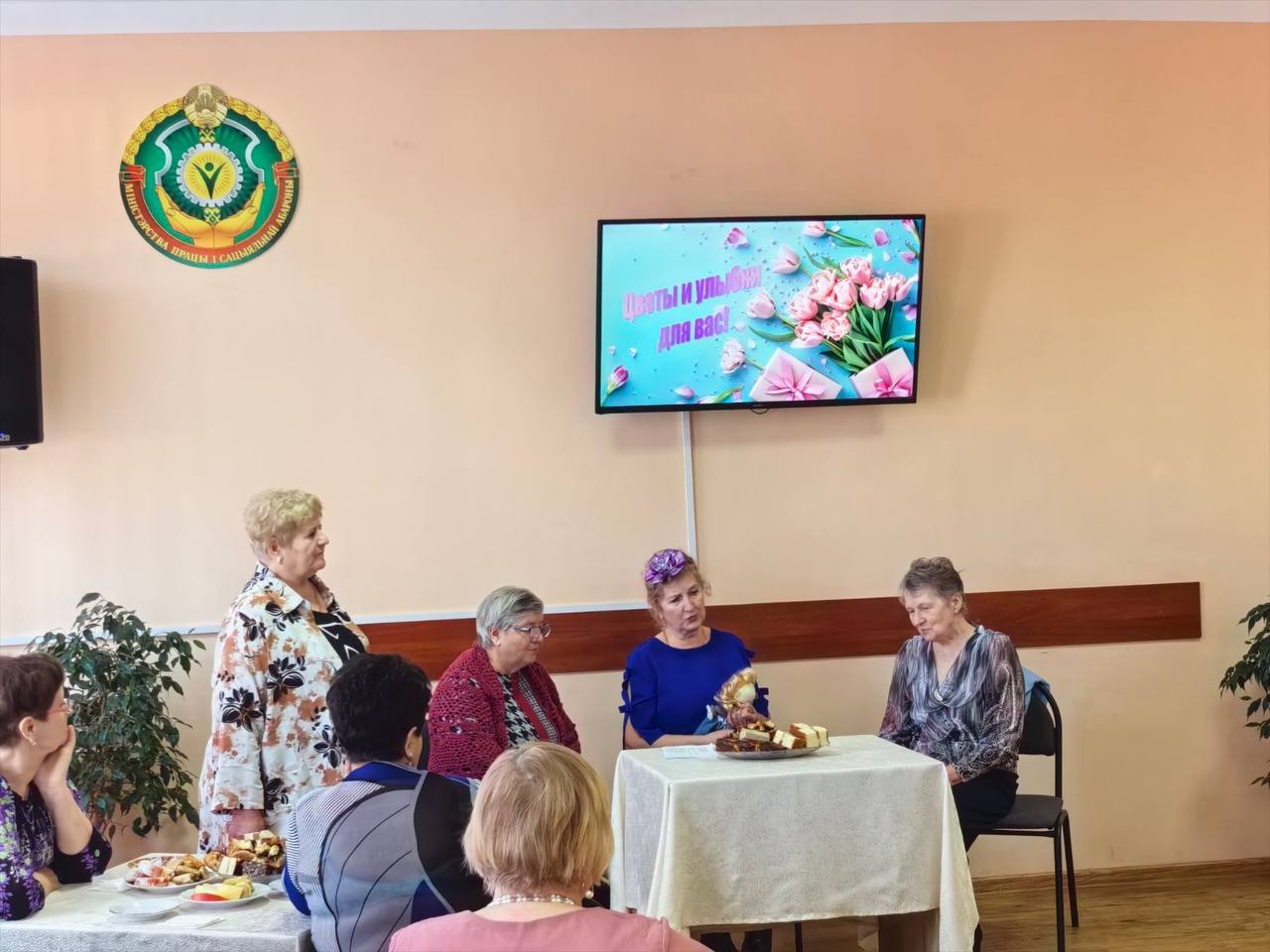 Встреча в преддверии весеннего праздника Международного женского Дня